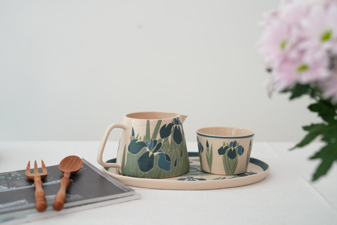 Shirogarasu Studio Blue Iris Oval Plate