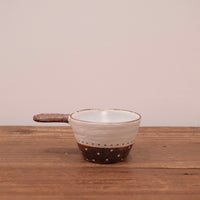 Emishi Kobo 池田匡優&美弥子 - Small Bowl with Handle and Spout EK23