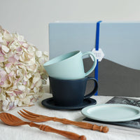 SAKUZAN Sara Gift D Set (2 Coffee Cups & 2 Small Oval Plates) - Navy x Fujiro