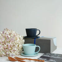 SAKUZAN Sara Gift D Set (2 Coffee Cups & 2 Small Oval Plates) - Navy x Fujiro