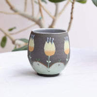Akemi Nakamura 中村明美 Tulip Teacup AN12