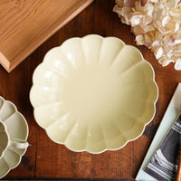 Atelier Gyuusha Floral Shape Deep Bowl