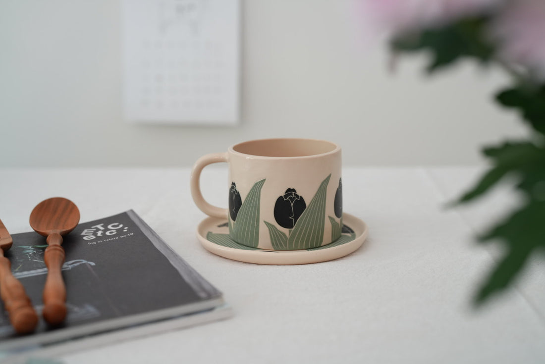 Shirogarasu Studio Black Tulip Mug with Saucer