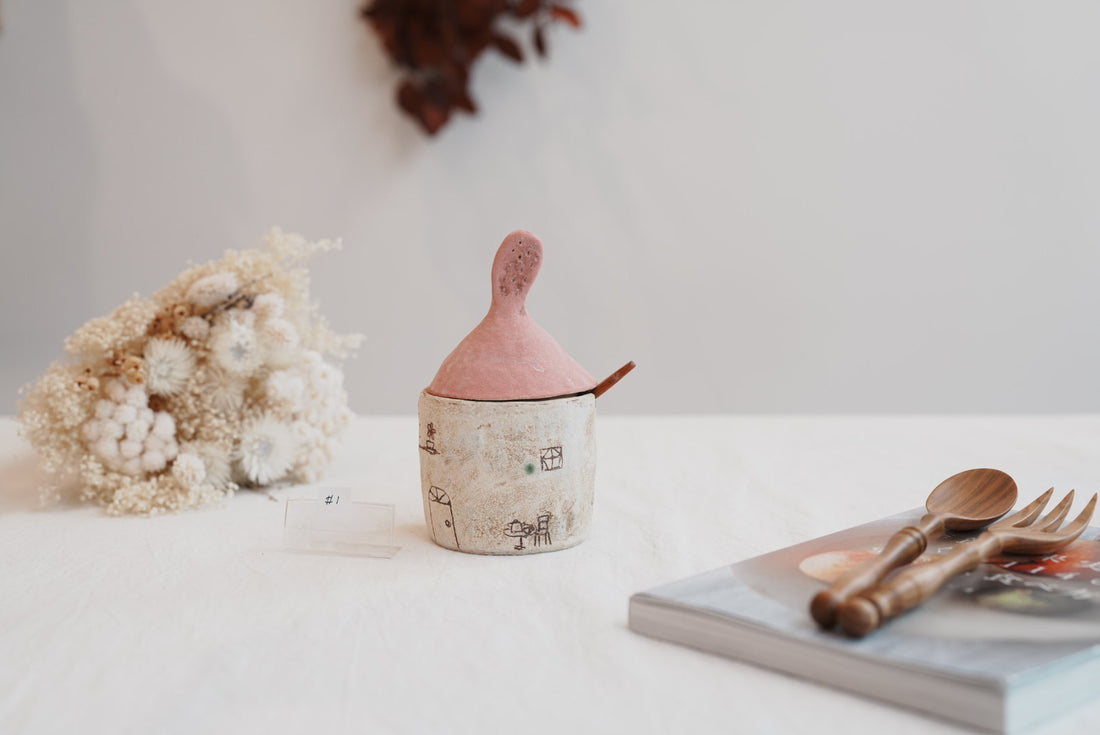 Akemi Suzuki 鈴木明美 - Pink Salt/Sugar Jar AS01b