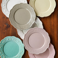 Atelier Gyuusha Medium Floral Shape Round Plate