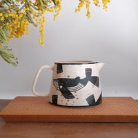 Shirogarasu Studio Humpback Whale Coffee Jug