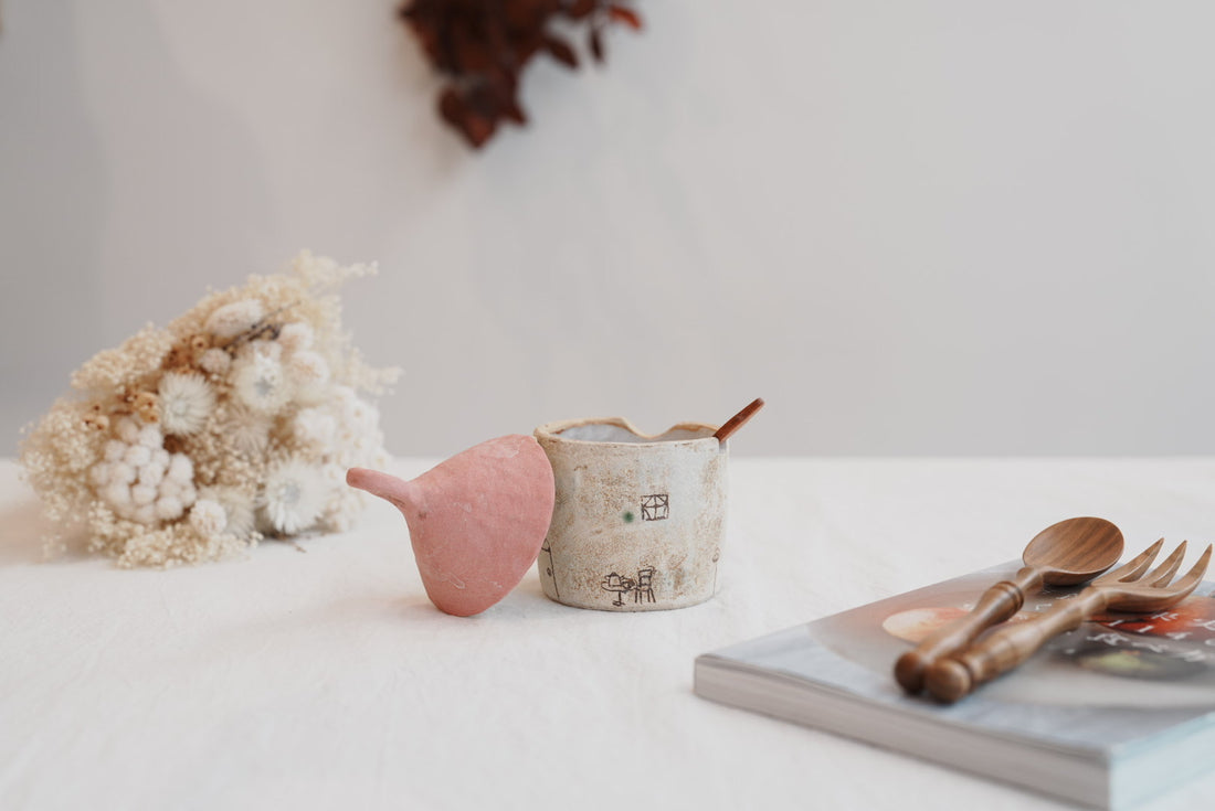 Akemi Suzuki 鈴木明美 - Pink Salt/Sugar Jar AS01b