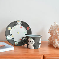 Akemi Nakamura 中村明美 Animal Mug with Saucer AN09