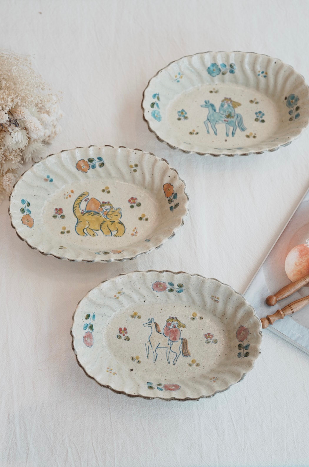 TATA Pottery Studio 田中大輝 & 田边桂- Slip Oval Bowl TP10 #1