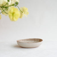 Misuzu Ishigami 石神美鈴 Medium Oval Plate with Handle MIS36