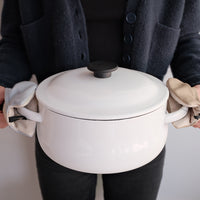 Cat Shaped Pot Pad/Holder