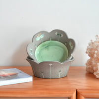Akemi Nakamura 中村明美 Large Flower Shaped Bowl AN21