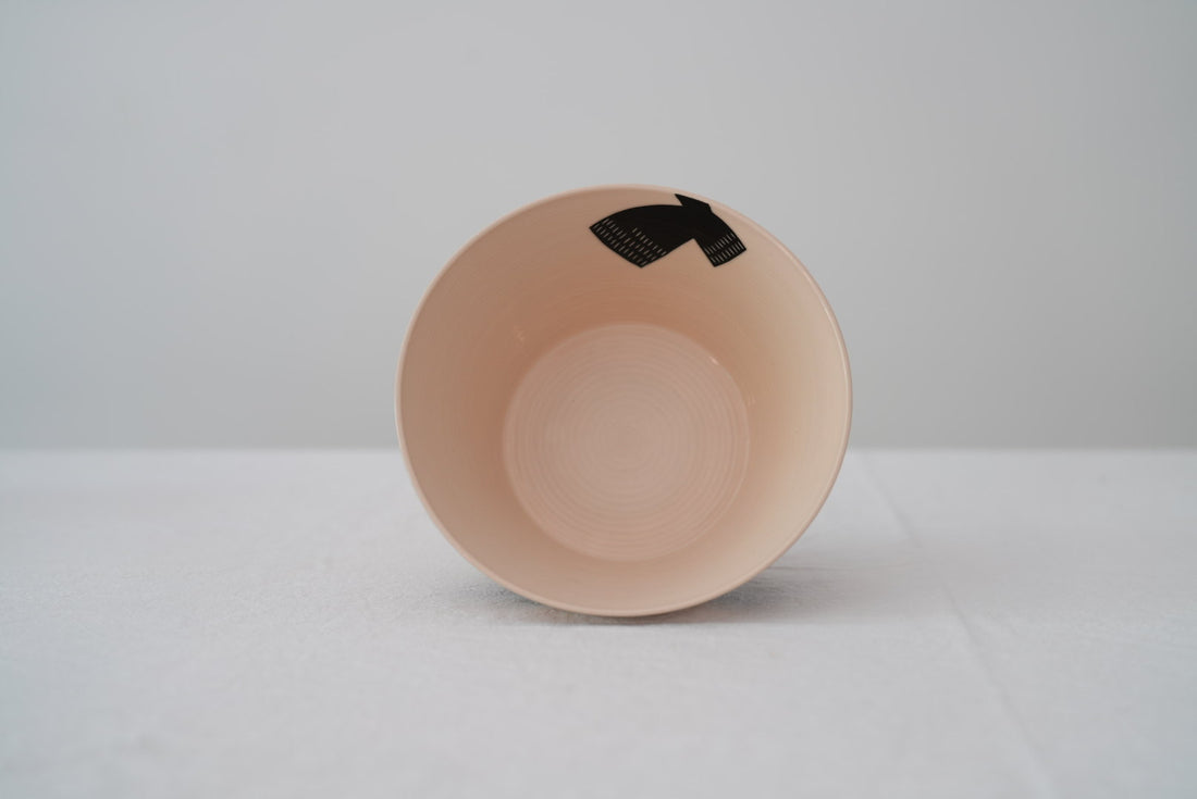 Shirogarasu Studio Humpback Whale Large Bowl