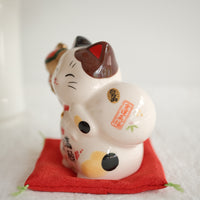 薬師窯 Maneki Neko Lucky Cat Ornament - Fortune Bag