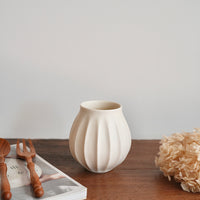 Yuko Hiramatsu 平松祐子 Vase YH08