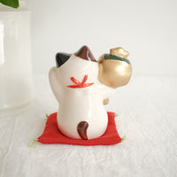 薬師窯 Maneki Neko Lucky Cat Ornament - Fortune Mallet