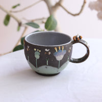 Akemi Nakamura 中村明美 Mug with Animal Deco Handle AN04
