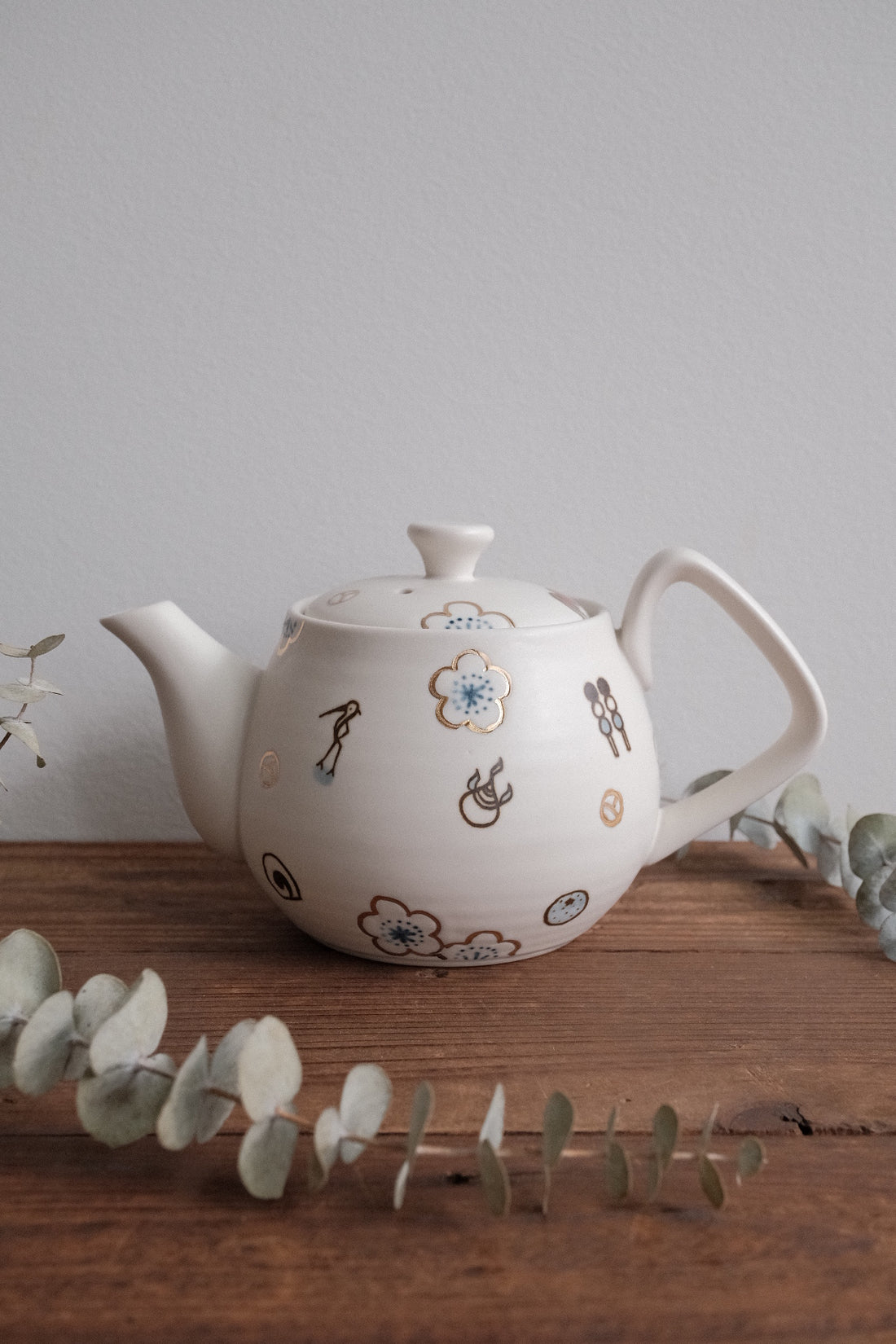 Tobe-ware Golden Ume Tea Cup & Teapot Collection