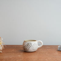 Hapun Pottery 拝志睦子 Peanuts Mug HP04