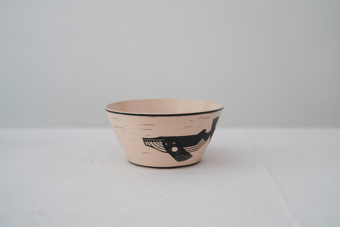 Shirogarasu Studio Humpback Whale Large Bowl