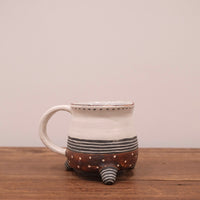 Emishi Kobo 池田匡優&美弥子 - Mug with Stand EK12