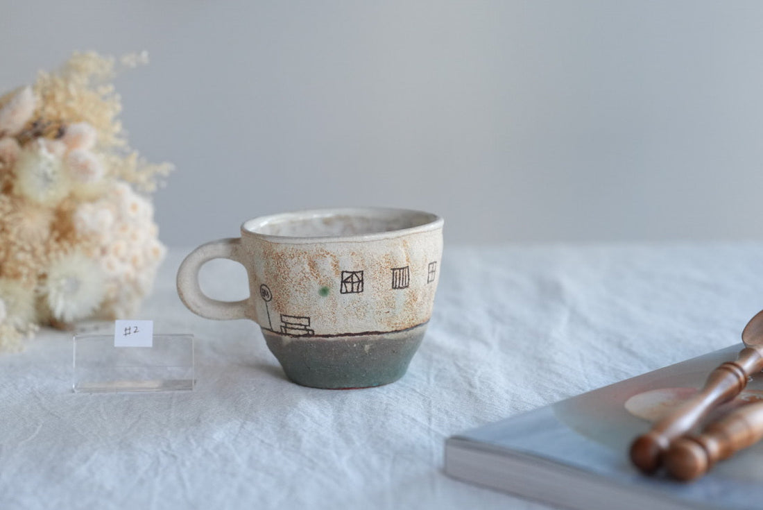 Akemi Suzuki 鈴木明美 - Animal Mug AS29