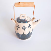 Boobee Studio 吉林三千代 - Small Teapot with Handle on the Top BS05-4