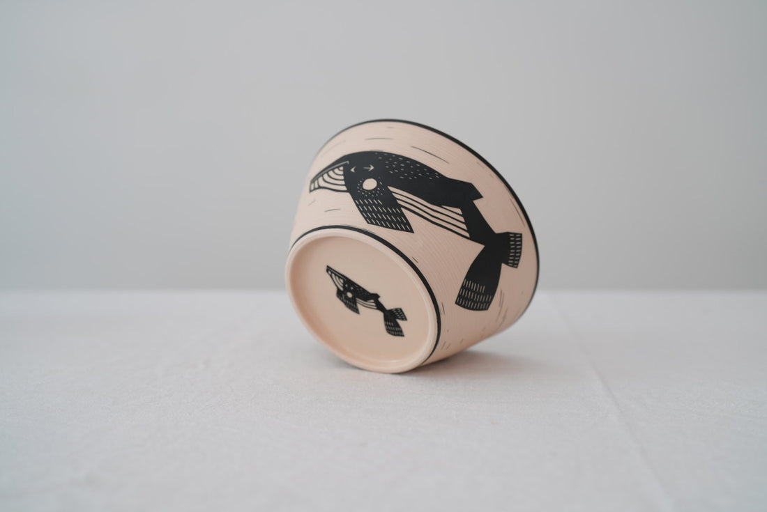 Shirogarasu Studio Humpback Whale Large Bowl