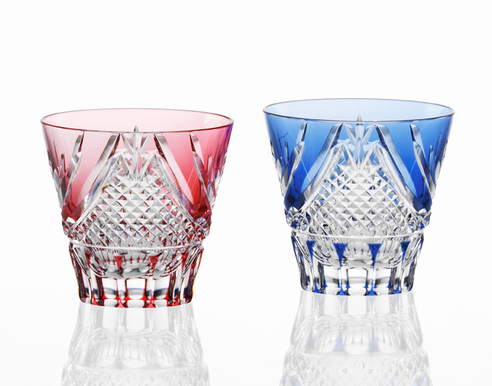 Kagami Crystal - A Pair of Sake Glasses, Edo Kiriko 