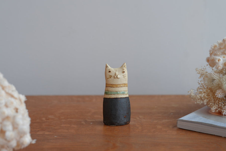 Shoko Hirano 平野照子 Cat Vase SR03