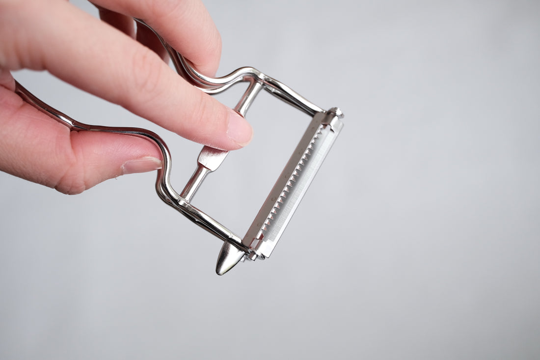 Kan Co-Handle Peeler & Peeler