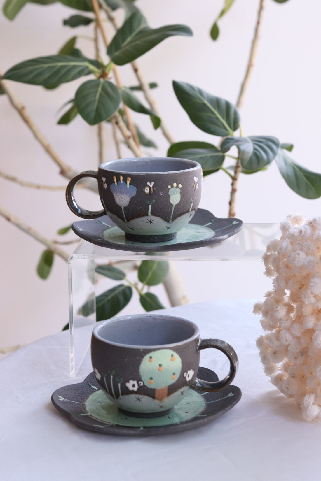 Akemi Nakamura 中村明美 Flower Round Mug with Saucer AN05