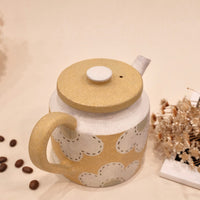 Kei Mitsumochi ミツ持啓 Flower Teapot - Yellow KM76