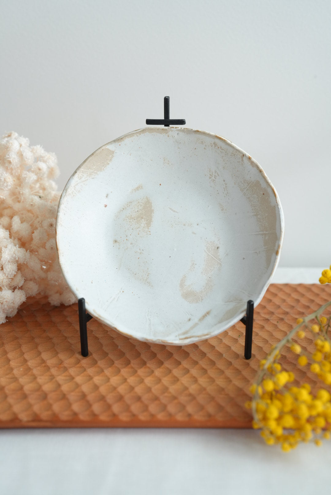 Tatsuo Horimizu 堀水達雄 White Saucer TH03