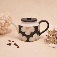 Kei Mitsumochi ミツ持啓 Flower Teapot - Black KM78