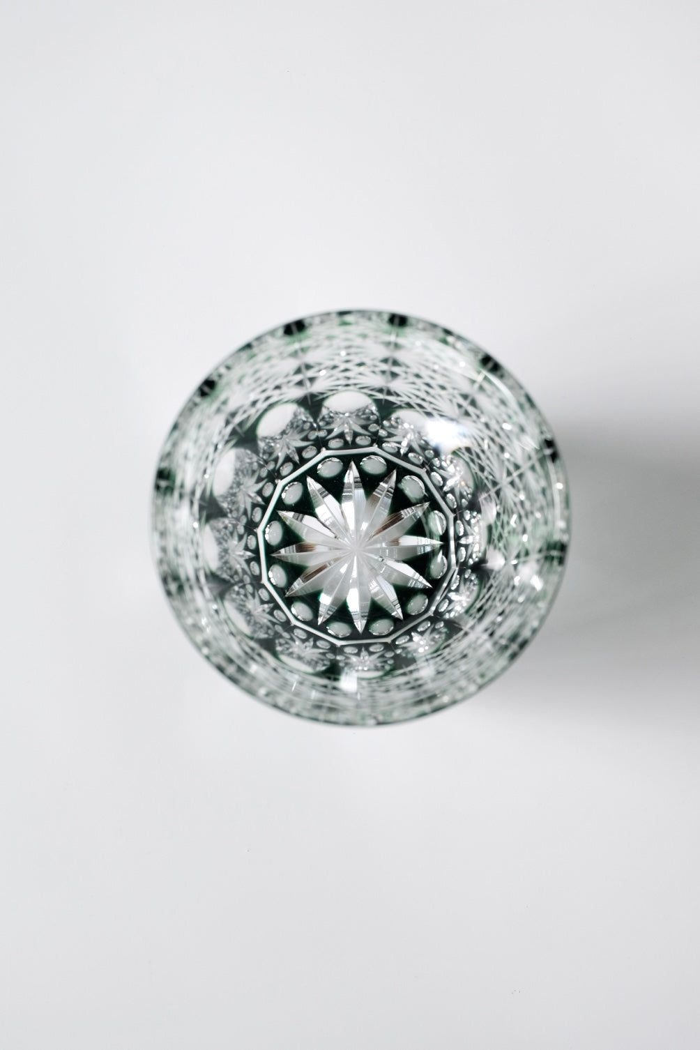 Edo Kiriko Whisky Glass Rock Glass "Large Chrysanthemum" Green by Junichi Nabetani, Master of traditional crafts