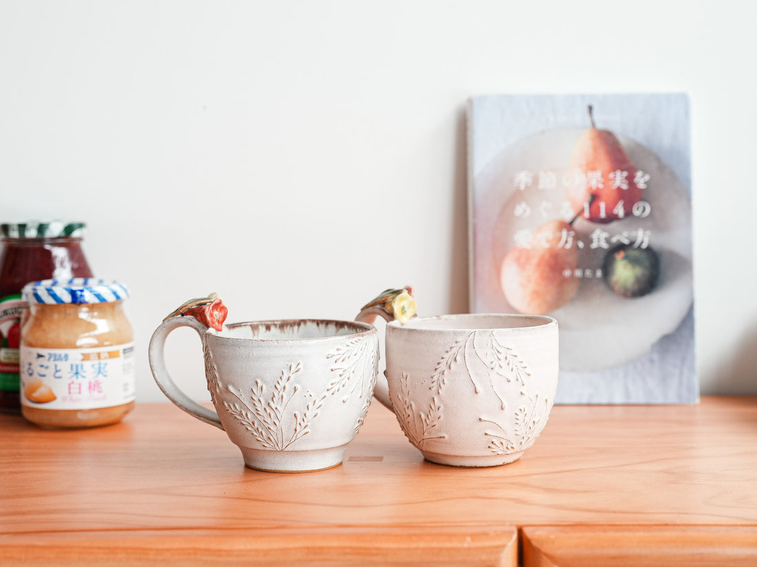 Satomi Motohashi 本橋里美 Dual Colour Flower Mug SM13