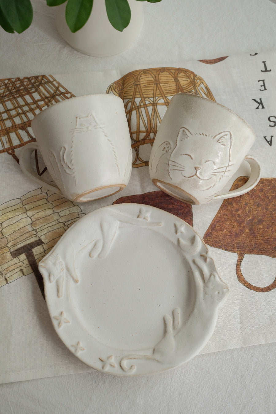 Mashiko Pottery Cat Collection