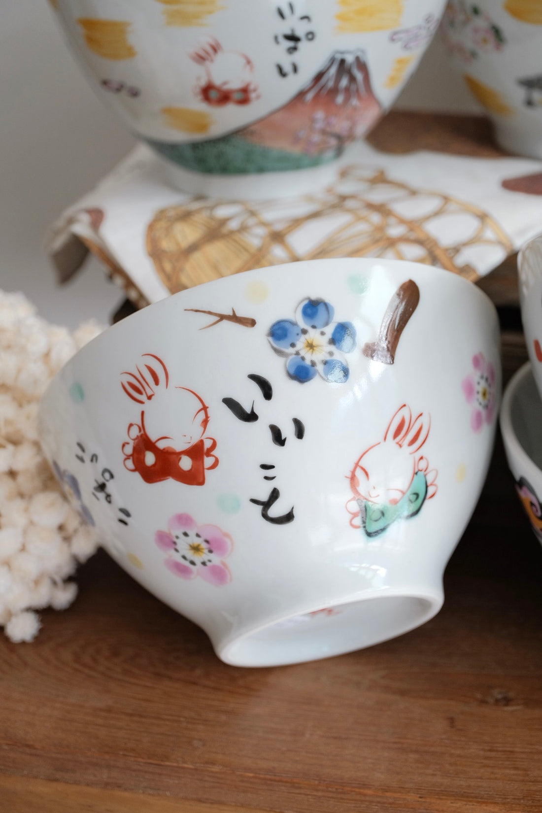 夕立窯 Fully Handmade Ramen Bowl - Large Sakura & Rabbit