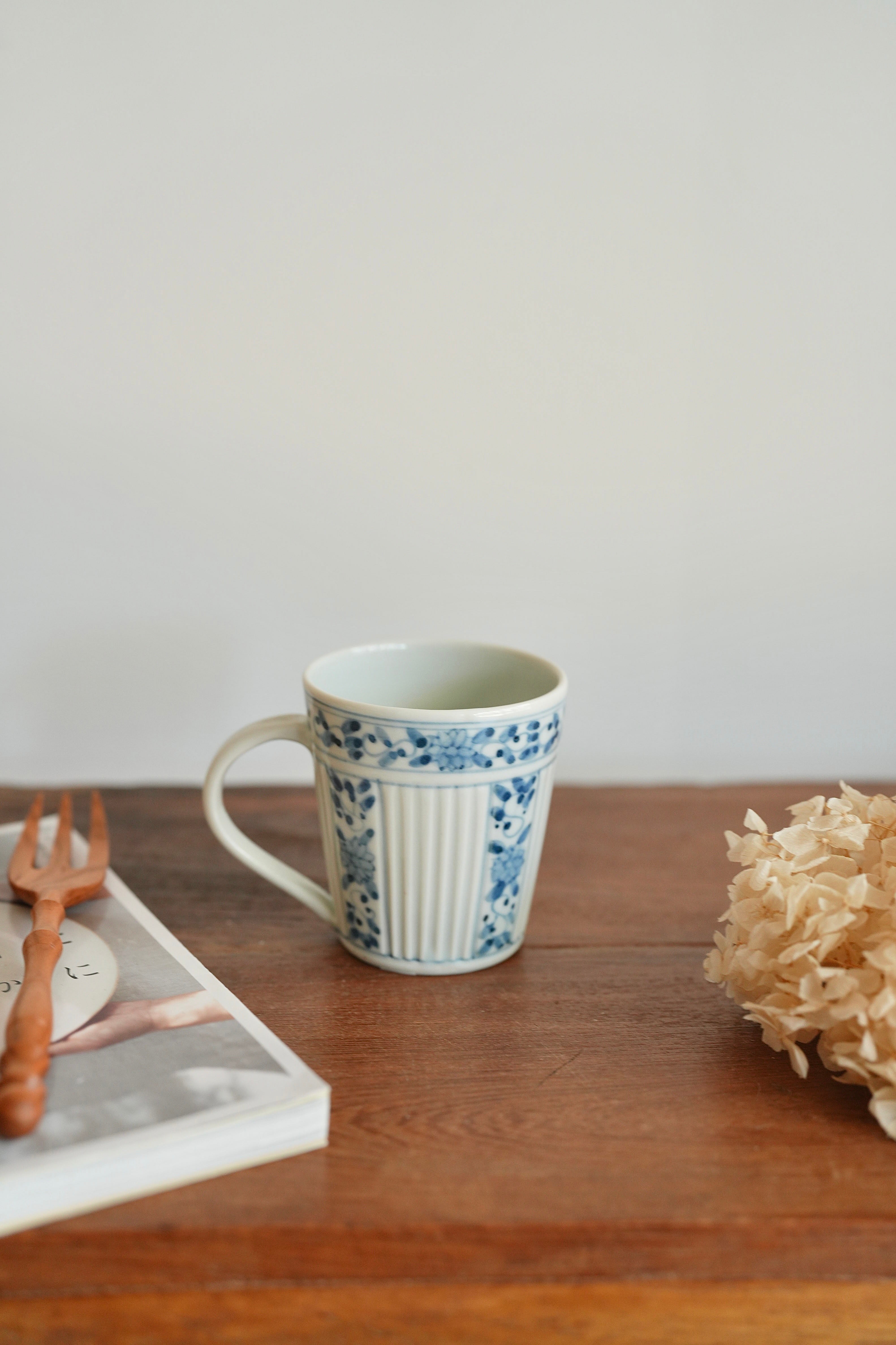 Maya Inamura 稲村真耶 Flower Straight Mug MI22 – Yochi Cups