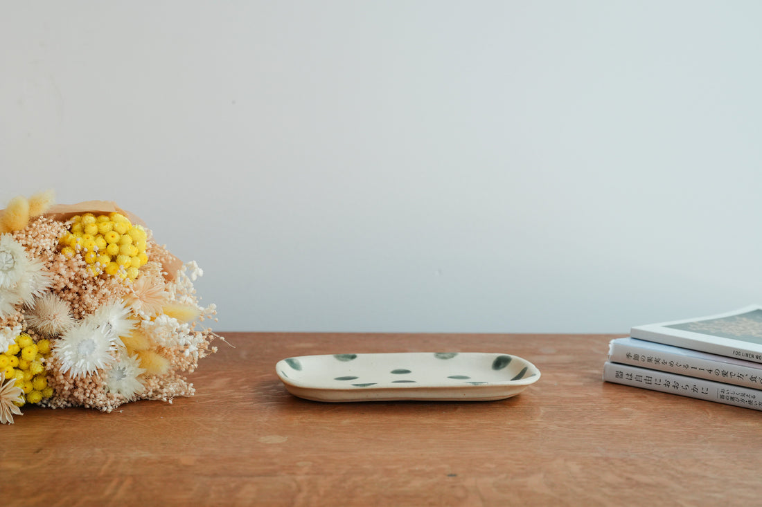Ken Aoki 青木挙 Small Rectangle Plate KE09