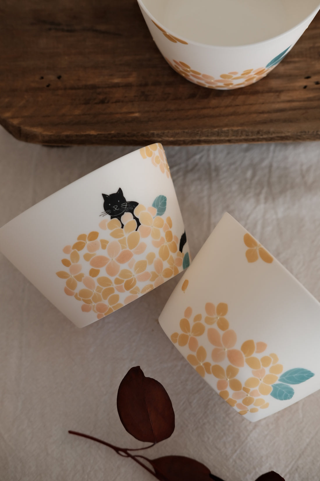 Cat Concealed in Blossoms Coffee/Tea Cups - Baizhi Studio