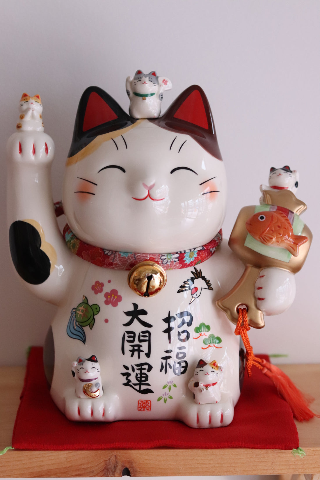 Maneki Neko The Big lucky cat 7.5