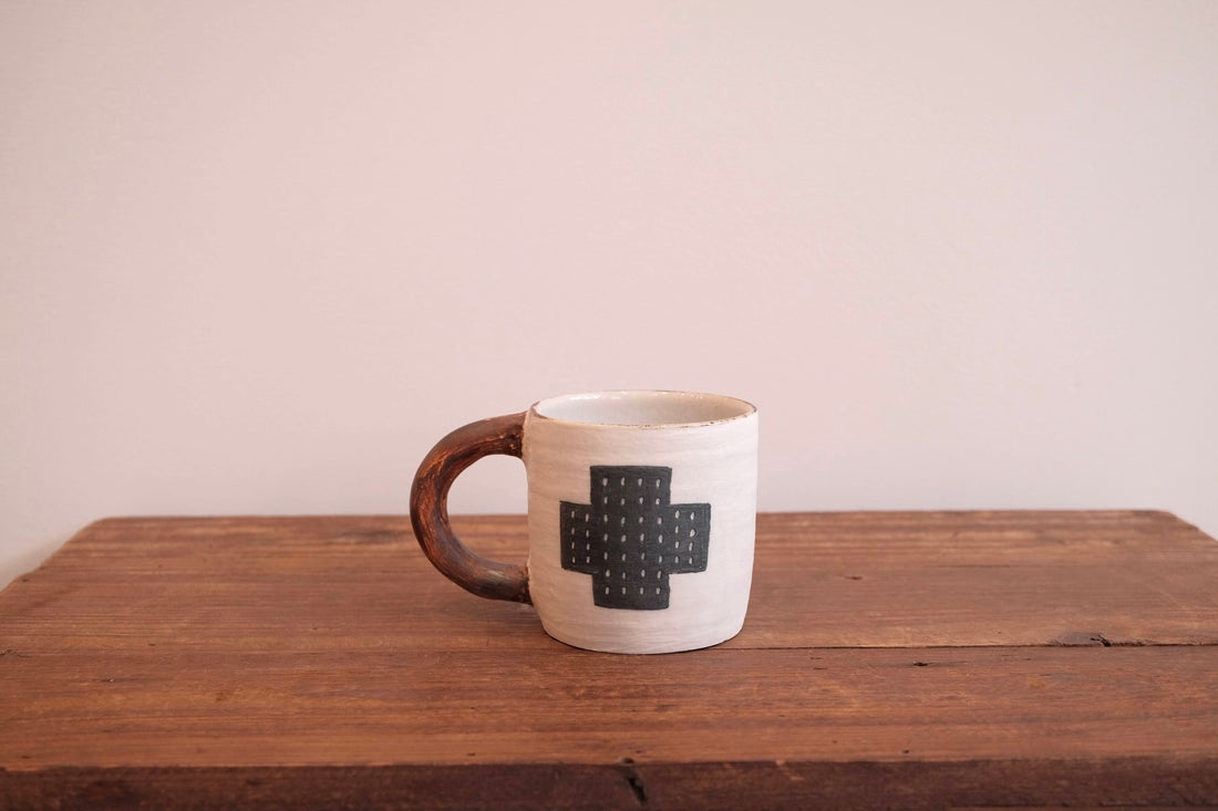 Emishi Kobo 池田匡優&美弥子 - Straight Mug EK06