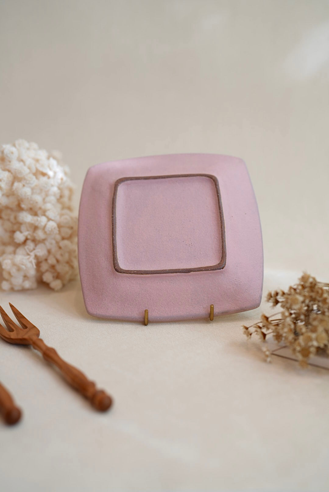 Kei Mitsumochi ミツ持啓 17cm Square Plate - Pink Flower KM28