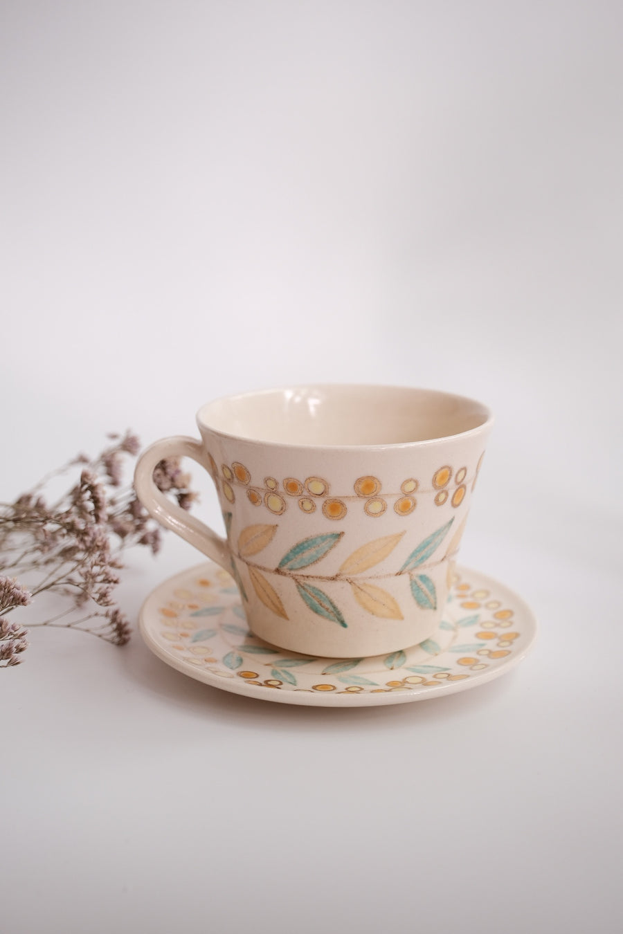 Taki Tomoda 友田多紀 Fruit and Leaf Mug and Saucer - TT06