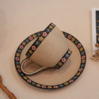 Kei Mitsumochi ミツ持啓 Small Flower Rim Mug and Saucer KM66