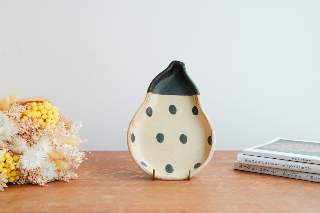 Ken Aoki 青木挙 Pear Plate KE07