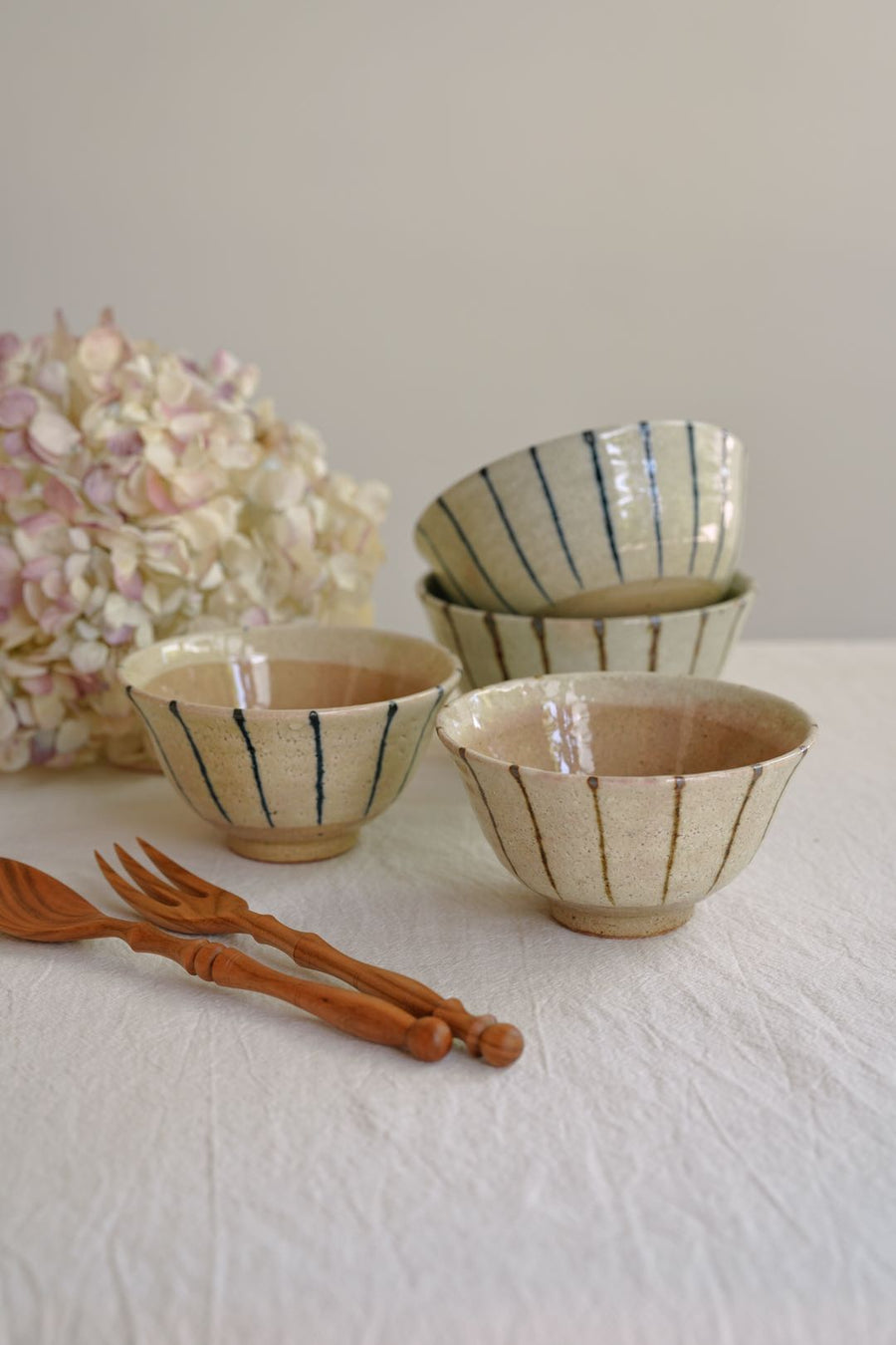 SAKUZAN Kairagi Jussou Stripe Large Rice Bowl