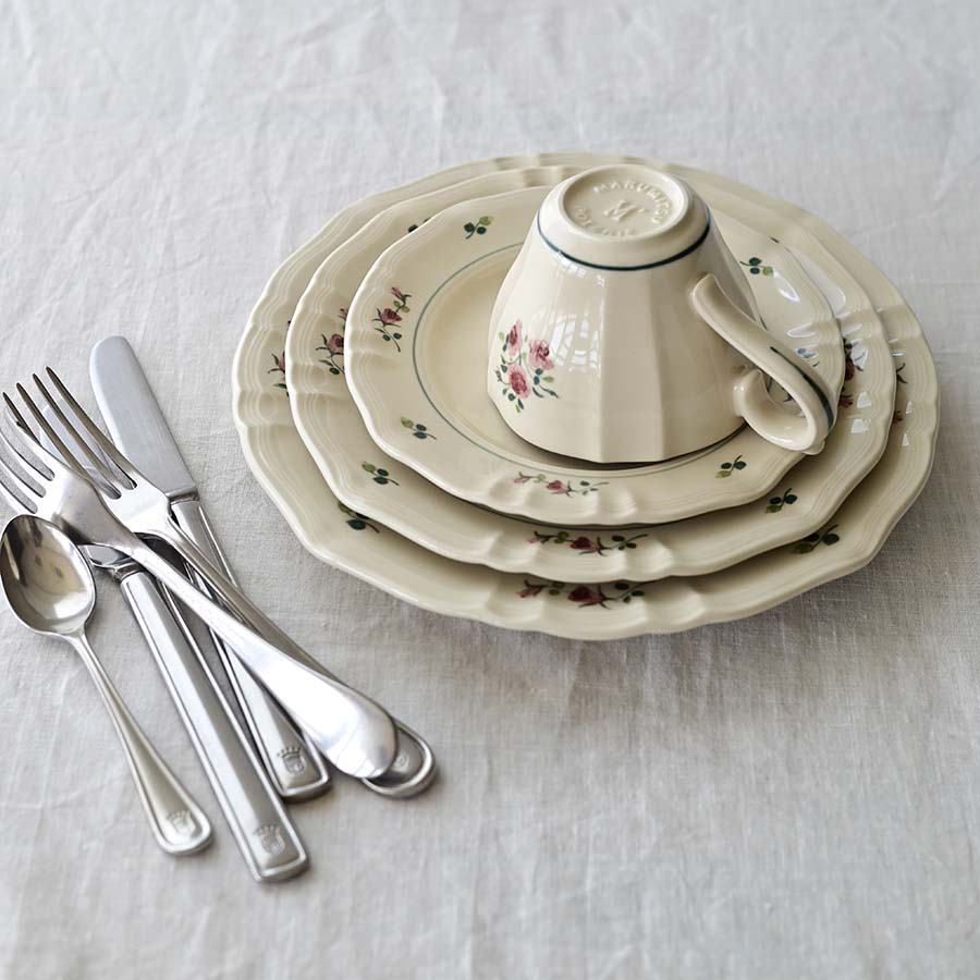 Studio M' Rosier Round Large Plate